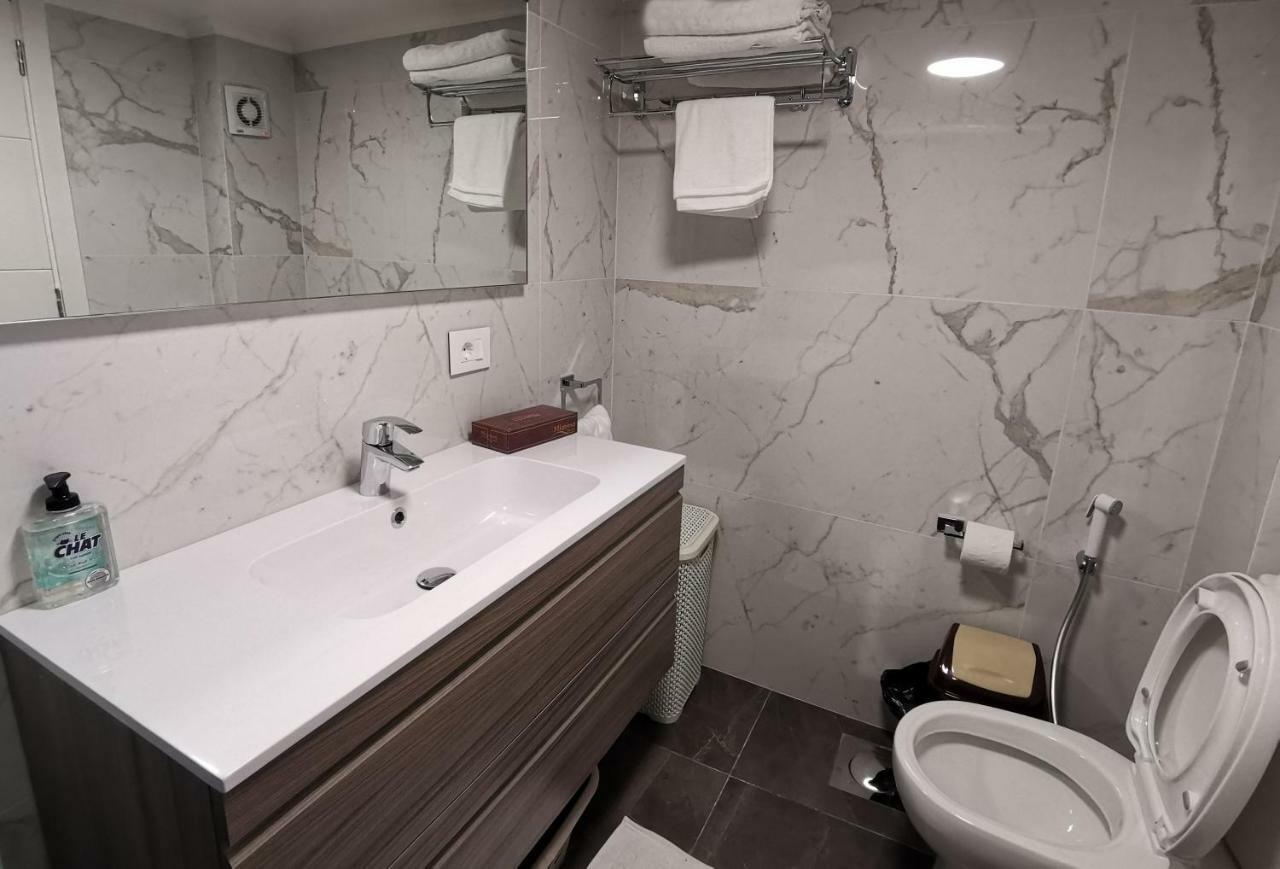 West House Apartments-Mar Mikhael Бейрут Екстериор снимка